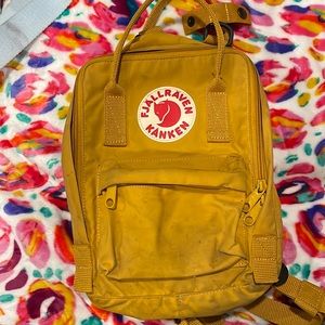 Fjallraven Kanken Mini Backpack